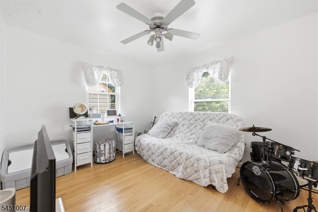 161 South Pkwy, Clifton City, NJ 07014