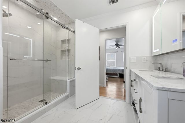 161 South Pkwy, Clifton City, NJ 07014