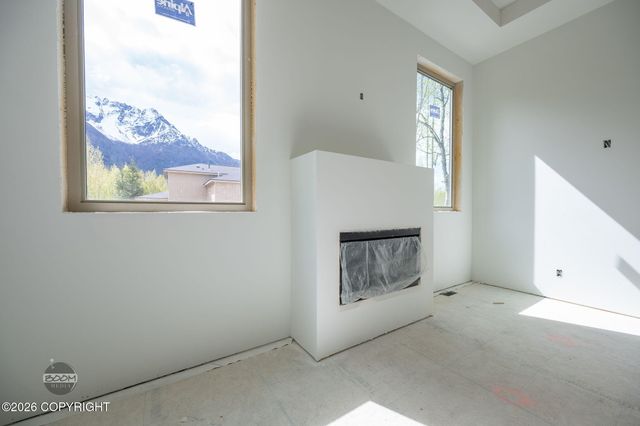 5905 S Gates Street, Palmer, AK 99645