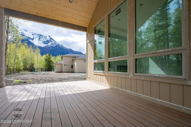5905 S Gates Street, Palmer, AK 99645