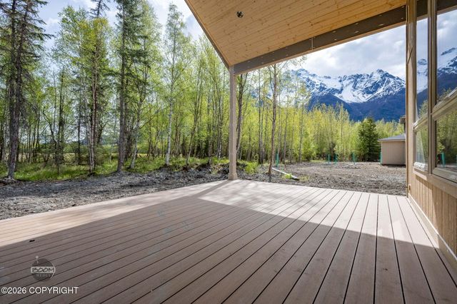 5905 S Gates Street, Palmer, AK 99645