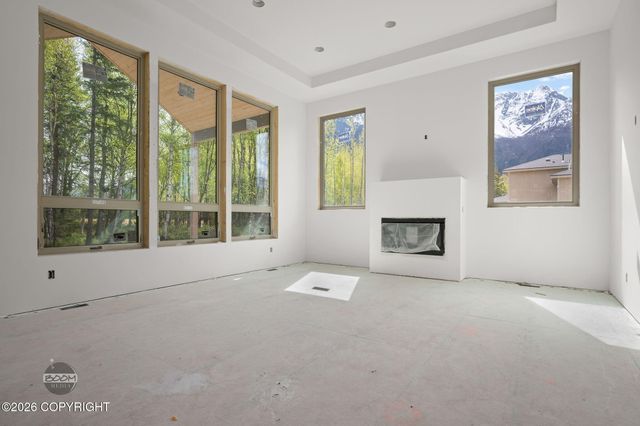 5905 S Gates Street, Palmer, AK 99645