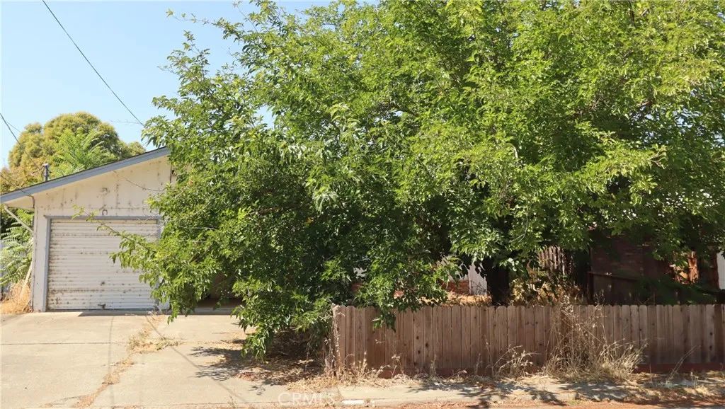 341 Lake Street, Clearlake Oaks, CA 95423