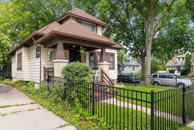 4881 N 27th STREET, Milwaukee, WI 53209