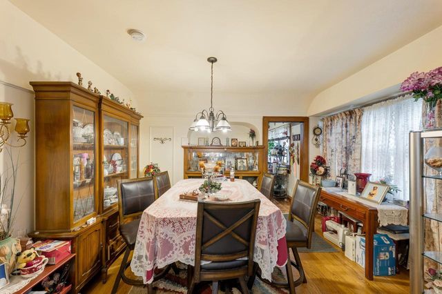 4881 N 27th STREET, Milwaukee, WI 53209