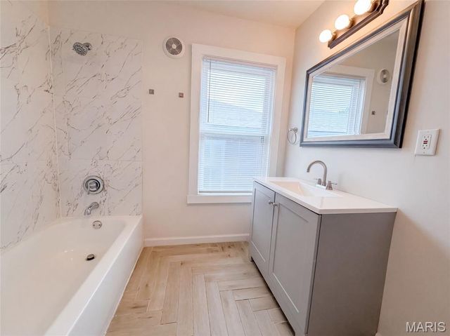 4091 Blow Street, St Louis, MO 63116