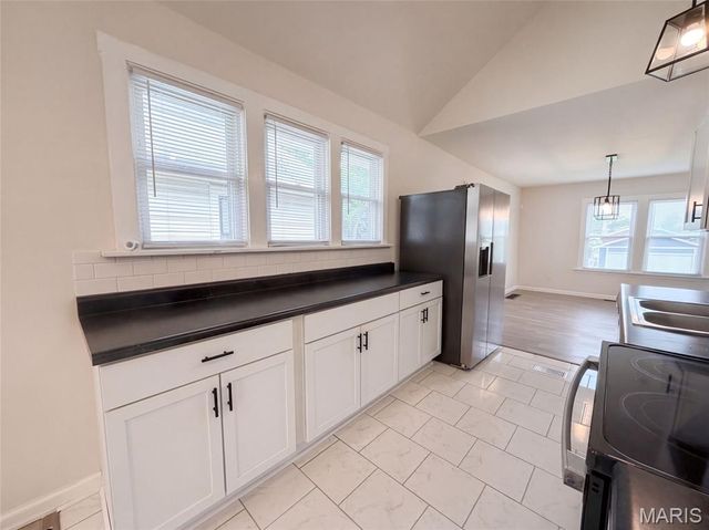 4091 Blow Street, St Louis, MO 63116