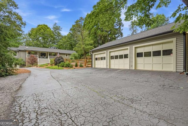 3680 Sinclair Shores Road, Cumming, GA 30041