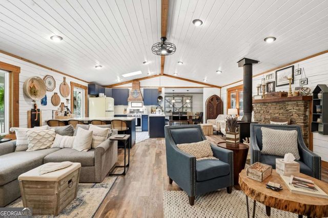 3680 Sinclair Shores Road, Cumming, GA 30041