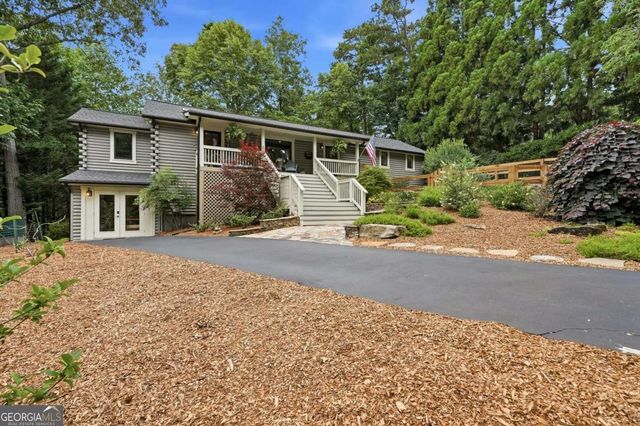 3680 Sinclair Shores Road, Cumming, GA 30041