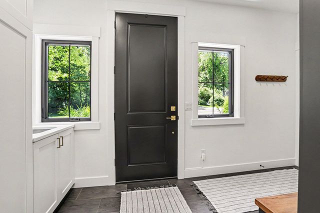 7066 Northstar Avenue, Kalamazoo, MI 49009