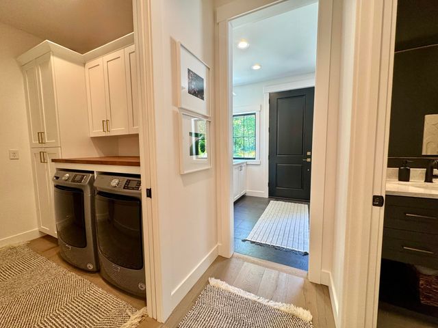 7066 Northstar Avenue, Kalamazoo, MI 49009