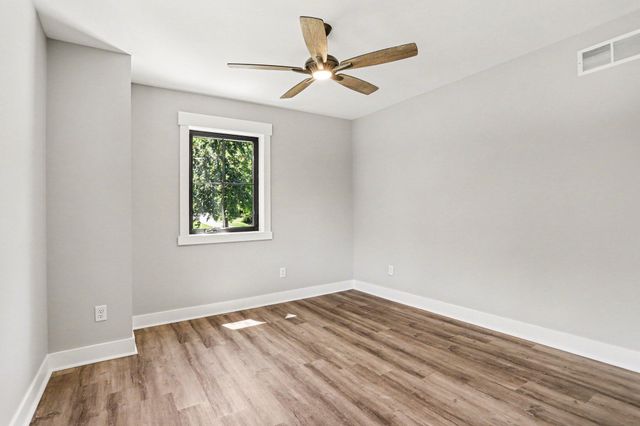 7066 Northstar Avenue, Kalamazoo, MI 49009