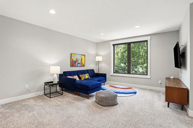 7066 Northstar Avenue, Kalamazoo, MI 49009