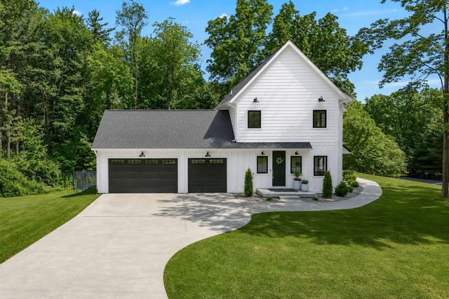 7066 Northstar Avenue, Kalamazoo, MI 49009