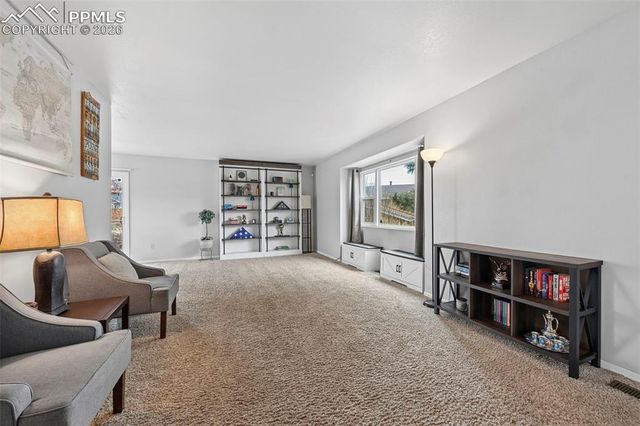 7425 Foxglove Court, Colorado Springs, CO 80911