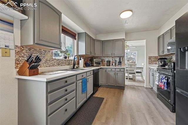 7425 Foxglove Court, Colorado Springs, CO 80911