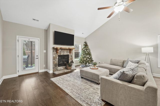 12607 Izzy Mule Lane, Knoxville, TN 37932