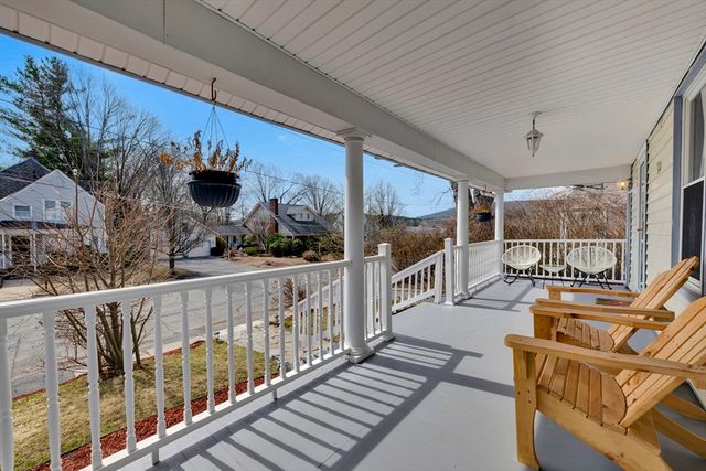 14 Vassar St, Leominster, MA 01453