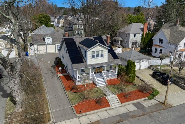 14 Vassar St, Leominster, MA 01453