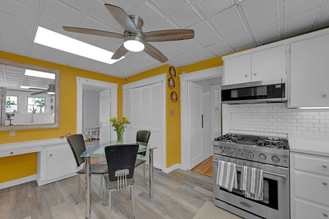 14 Vassar St, Leominster, MA 01453