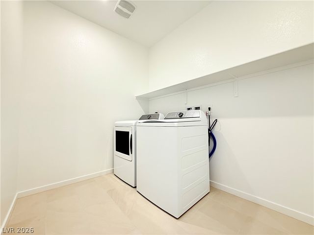 1450 Great Snipe Avenue, Las Vegas, NV 89138