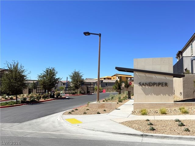 1450 Great Snipe Avenue, Las Vegas, NV 89138