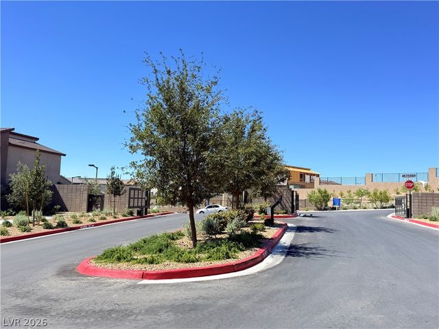 1450 Great Snipe Avenue, Las Vegas, NV 89138