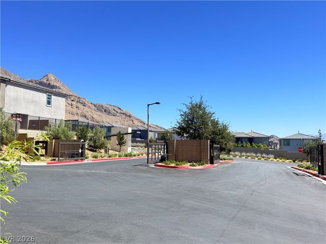 1450 Great Snipe Avenue, Las Vegas, NV 89138