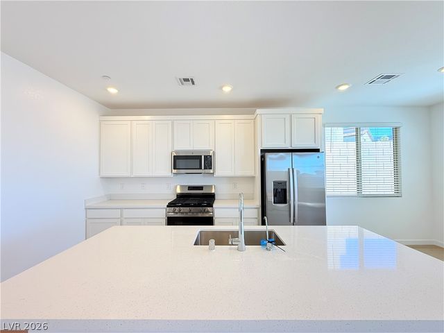 1450 Great Snipe Avenue, Las Vegas, NV 89138