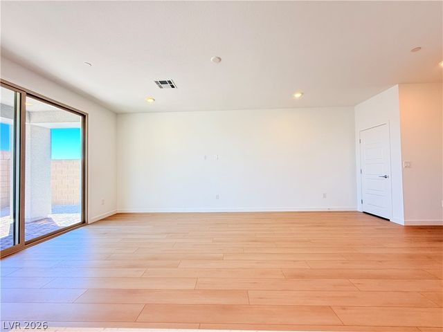 1450 Great Snipe Avenue, Las Vegas, NV 89138