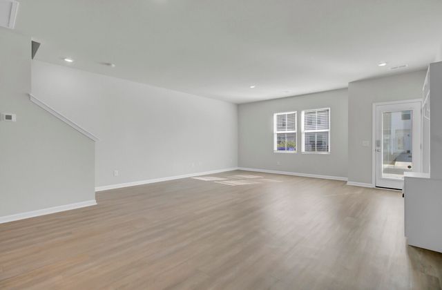 1471 Central Avenue, Summerville, SC 29483