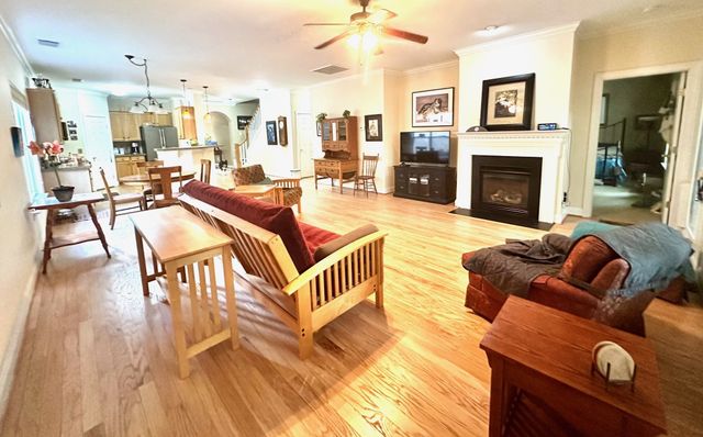 318 Meadowglade Ln, Franklin, TN 37064