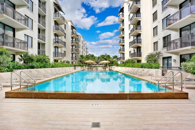 301 Altara Ave 827, Coral Gables, FL 33146
