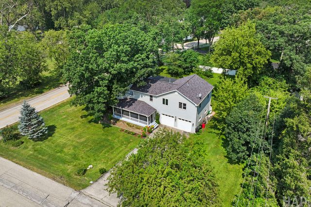 4712 Wildwood Drive, Mchenry, IL 60051