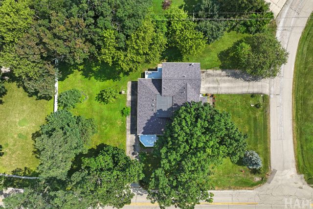 4712 Wildwood Drive, Mchenry, IL 60051