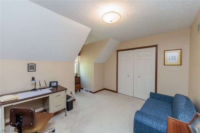 1979 Sandy Hook, Stow, OH 44224