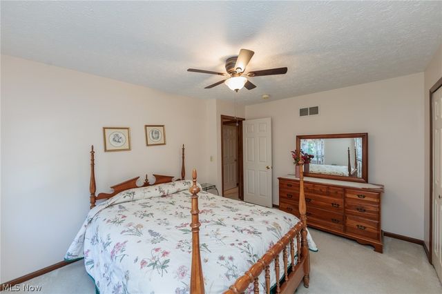 1979 Sandy Hook, Stow, OH 44224
