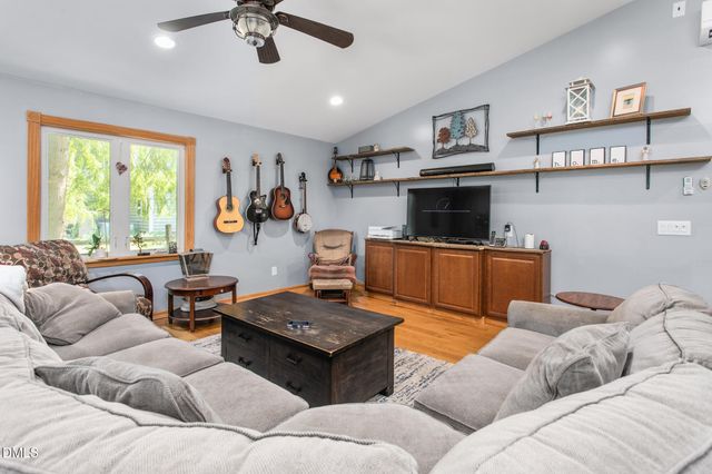 2125 Crosby Drive, Burlington, NC 27215