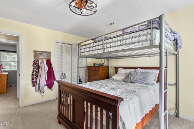2125 Crosby Drive, Burlington, NC 27215