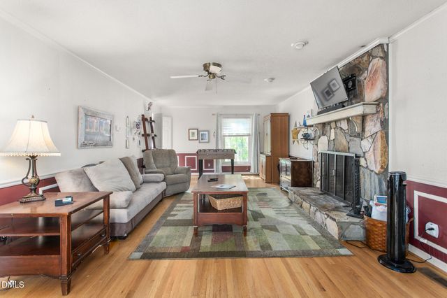 2125 Crosby Drive, Burlington, NC 27215