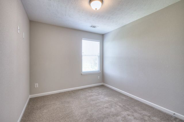 128 Ramsden Ave, La Vergne, TN 37086