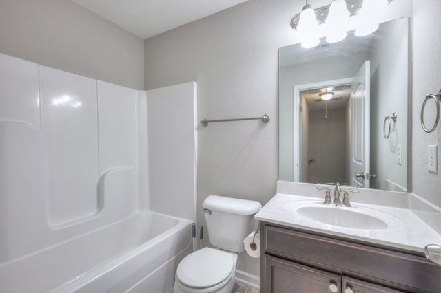 128 Ramsden Ave, La Vergne, TN 37086