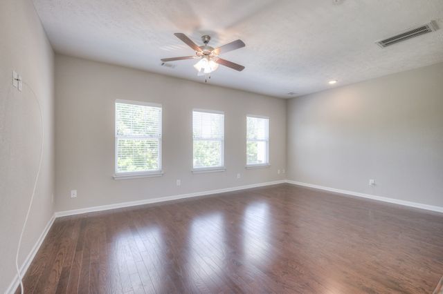128 Ramsden Ave, La Vergne, TN 37086