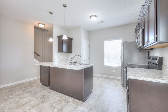 128 Ramsden Ave, La Vergne, TN 37086