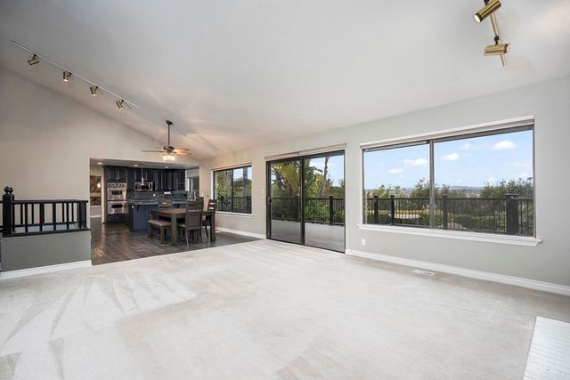 12916 POLVERA AVE, San Diego, CA 92128