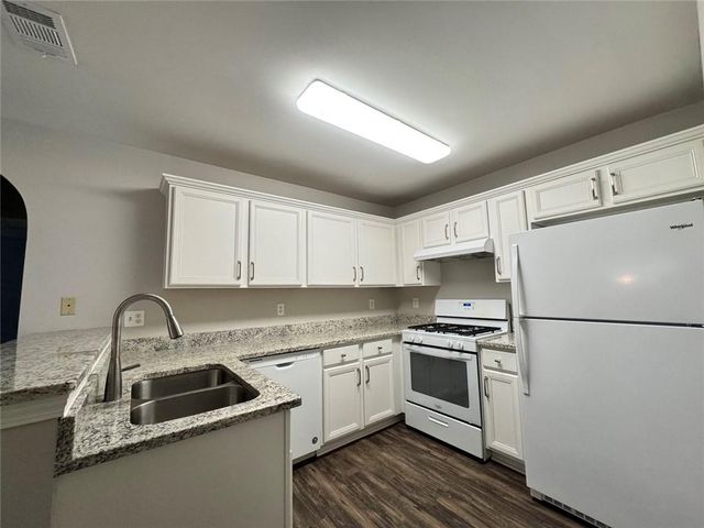 204 Park Place, Woodstock, GA 30189