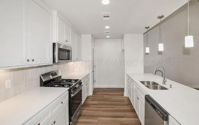 7625 WOODFORD Avenue, Amarillo, TX 79110