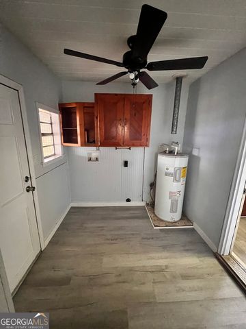 3 E Ninth Street, Mcrae-helena, GA 31037