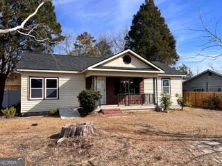 3 E Ninth Street, Mcrae-helena, GA 31037